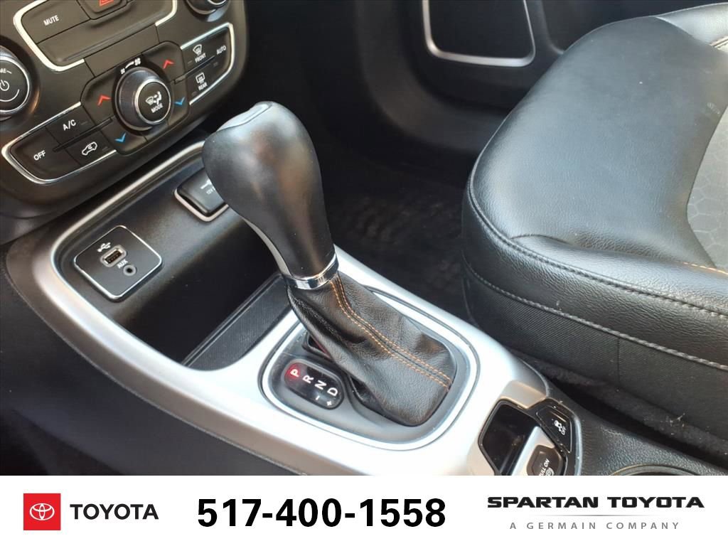 Used 2018 Jeep Compass Latitude w/ Popular Equipment Group image 22