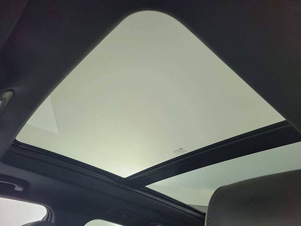 Certified 2024 Cadillac XT6 Premium Luxury w/ LPO, Floor Liner Package image 17