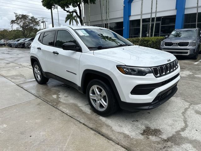 Used 2023 Jeep Compass Sport AWD/4WD image 38
