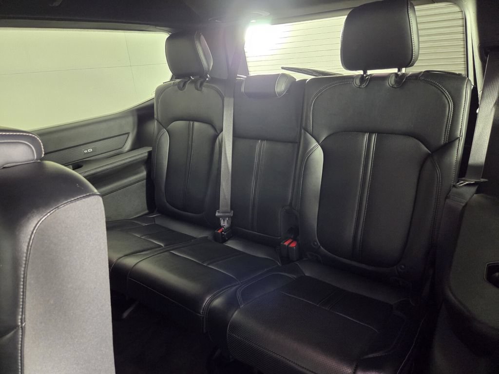 Used 2022 Jeep Wagoneer Series II AWD/4WD image 25