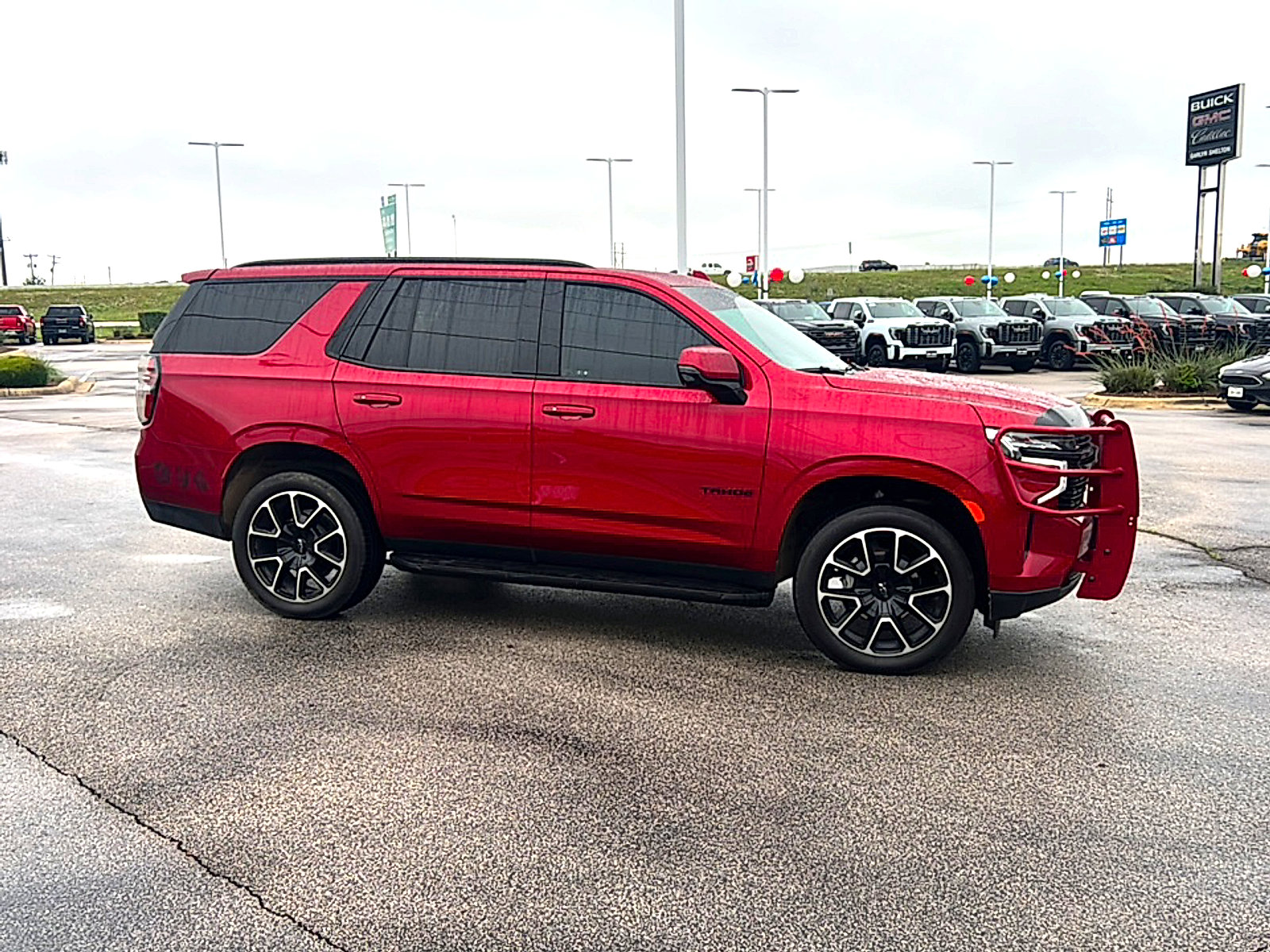 Used 2024 Chevrolet Tahoe RST w/ Luxury Package AWD/4WD image 5