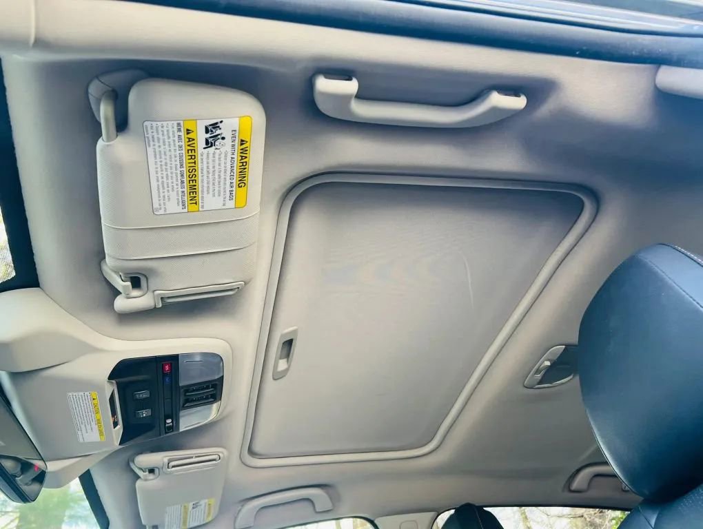 Used 2019 Subaru Crosstrek 2.0i Limited w/ Moonroof Package w/Navigation image 23