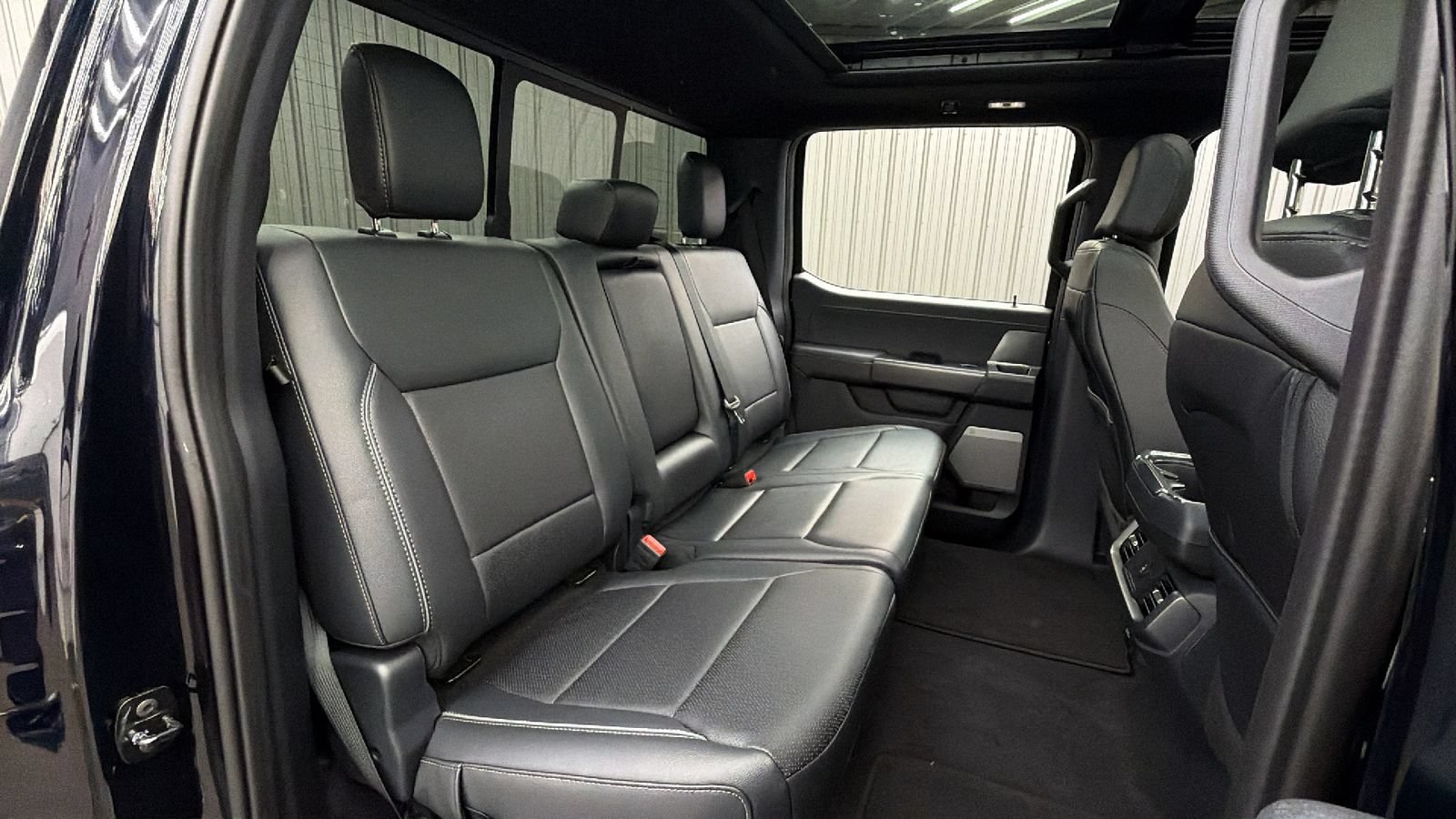 Used 2026 Ford F150 Lariat AWD/4WD image 39