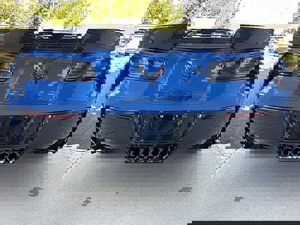 Used 2015 Chevrolet Corvette Z06 w/ 3LZ Preferred Equipment Group image 11