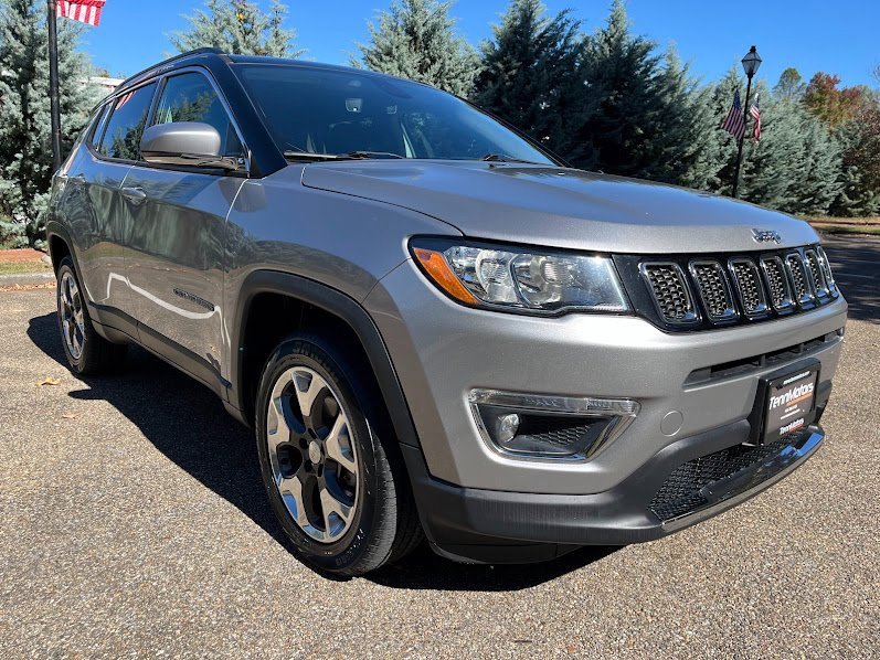 Used 2019 Jeep Compass Limited w/ Safety & Security Group image 34