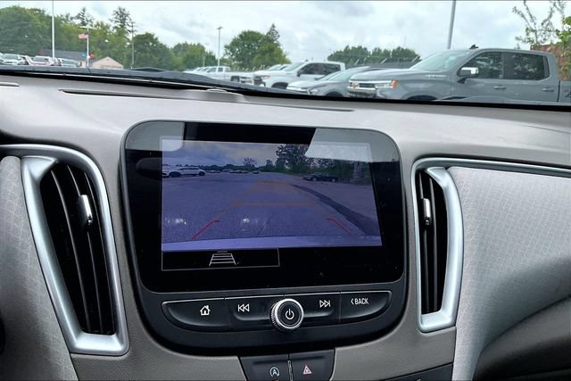 Used 2025 Chevrolet Malibu LT FWD image 21