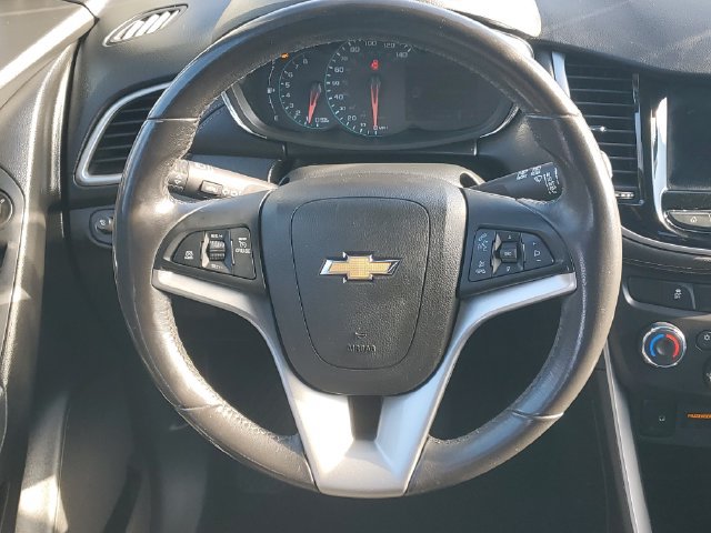 Certified 2020 Chevrolet Trax LT w/ Driver Confidence Package AWD/4WD image 12