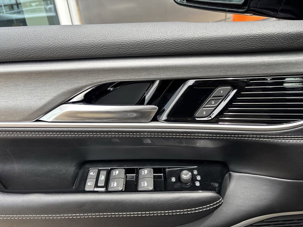 New 2026 Jeep Grand Wagoneer 4WD image 22