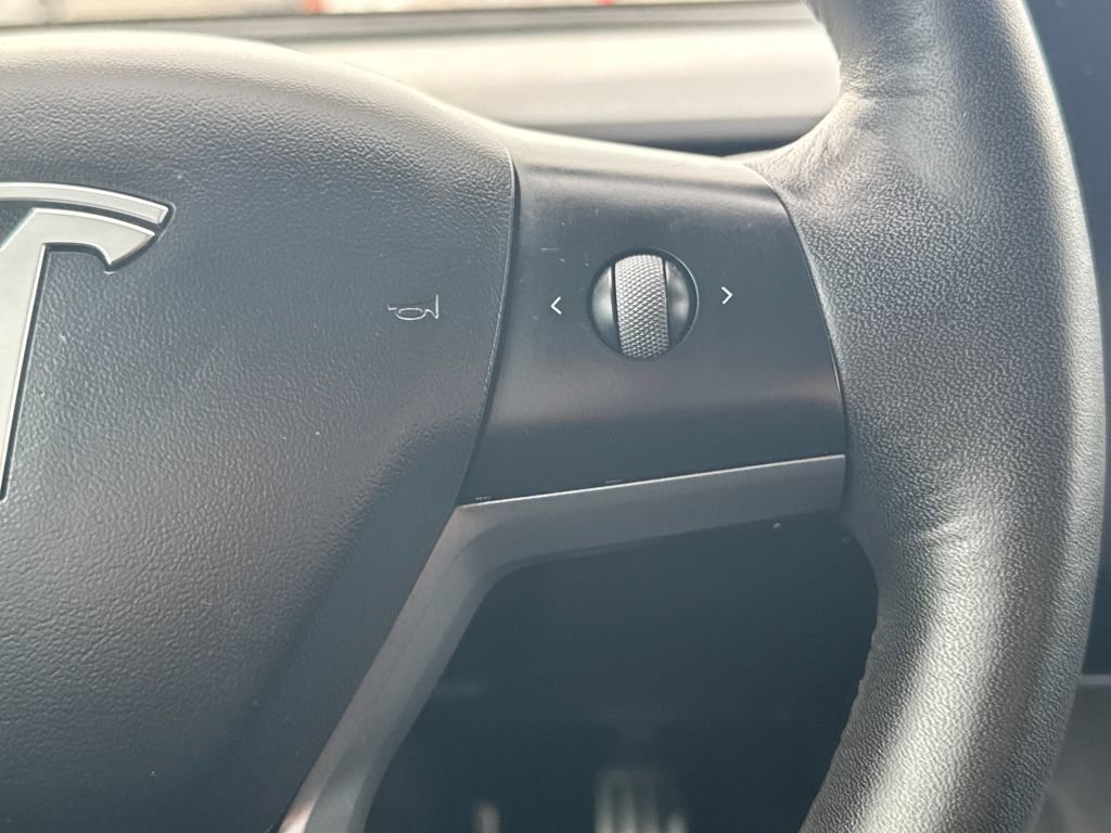 Used 2022 Tesla Model 3 Performance image 18