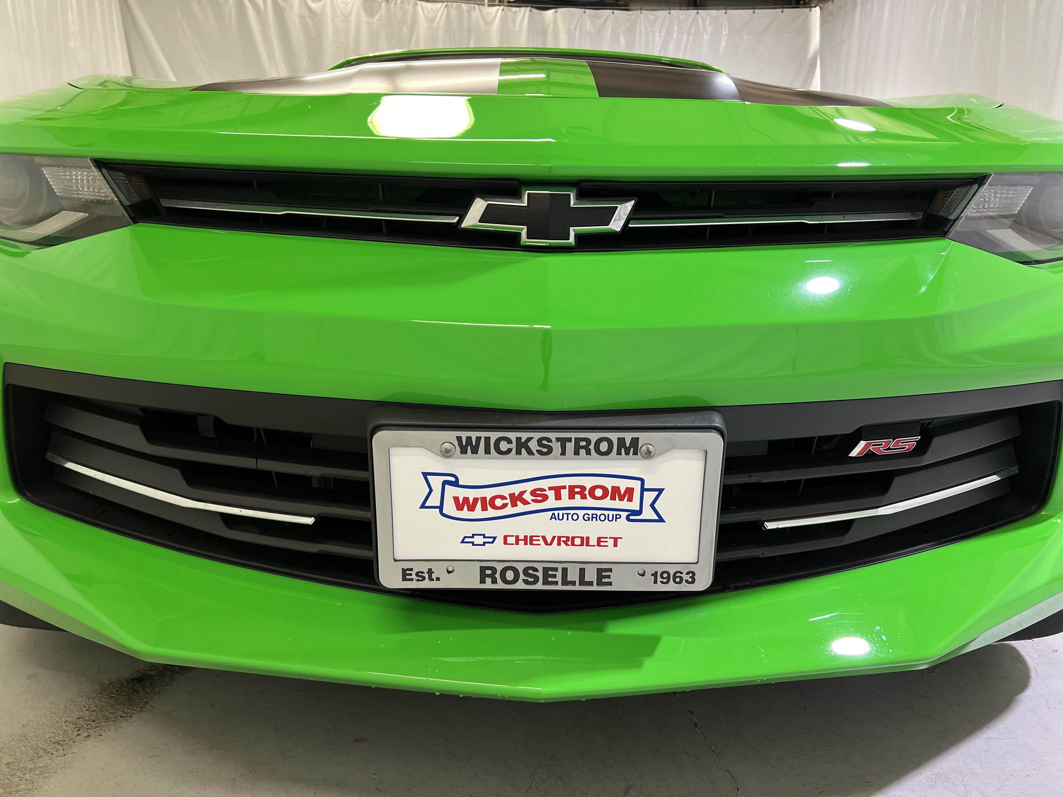 Used 2017 Chevrolet Camaro LT RWD image 4