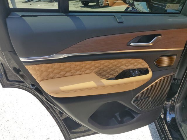 Certified 2023 Jeep Grand Cherokee Summit w/ Advanced Protech Group IV AWD/4WD image 21
