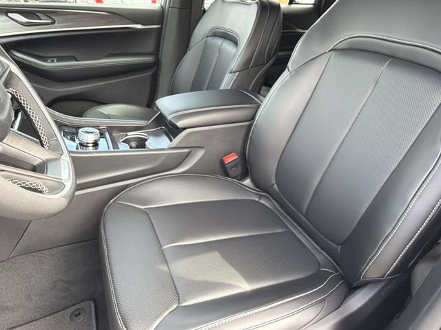 New 2026 Jeep Grand Cherokee L Limited AWD/4WD image 24