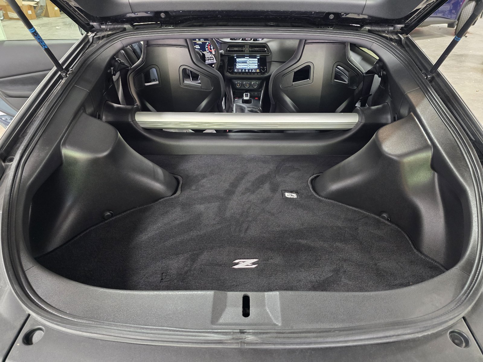 Certified 2025 Nissan Z NISMO w/ Floor Mat Package RWD image 26