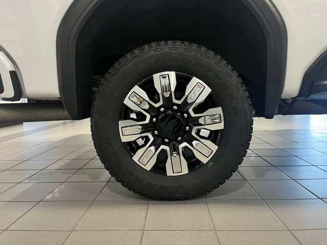 Used 2024 GMC Sierra 2500 Denali w/ Denali Reserve Package AWD/4WD image 9
