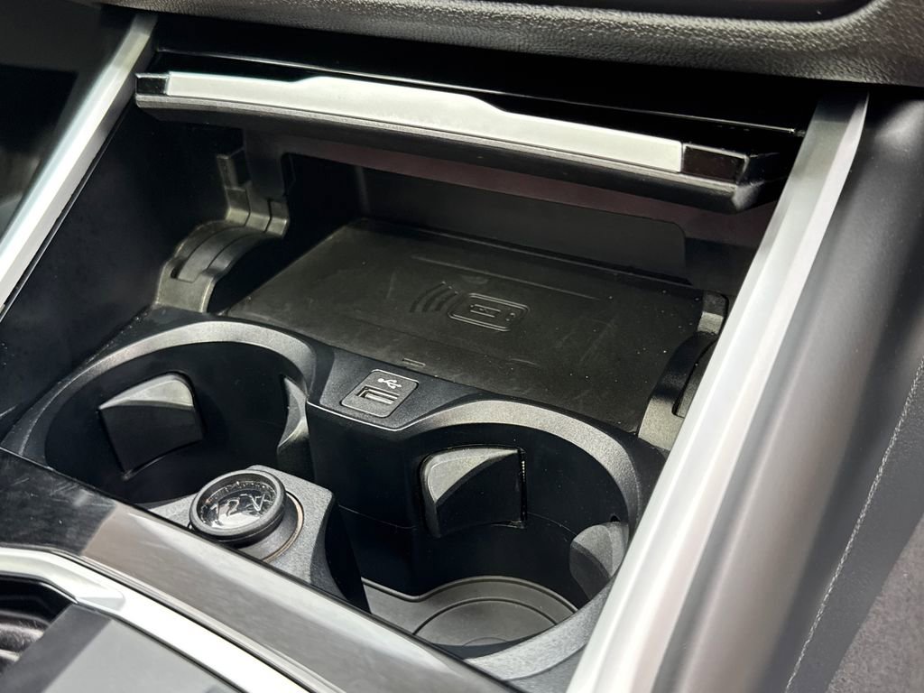 Used 2024 BMW i4 eDrive35 w/ Convenience Package image 41