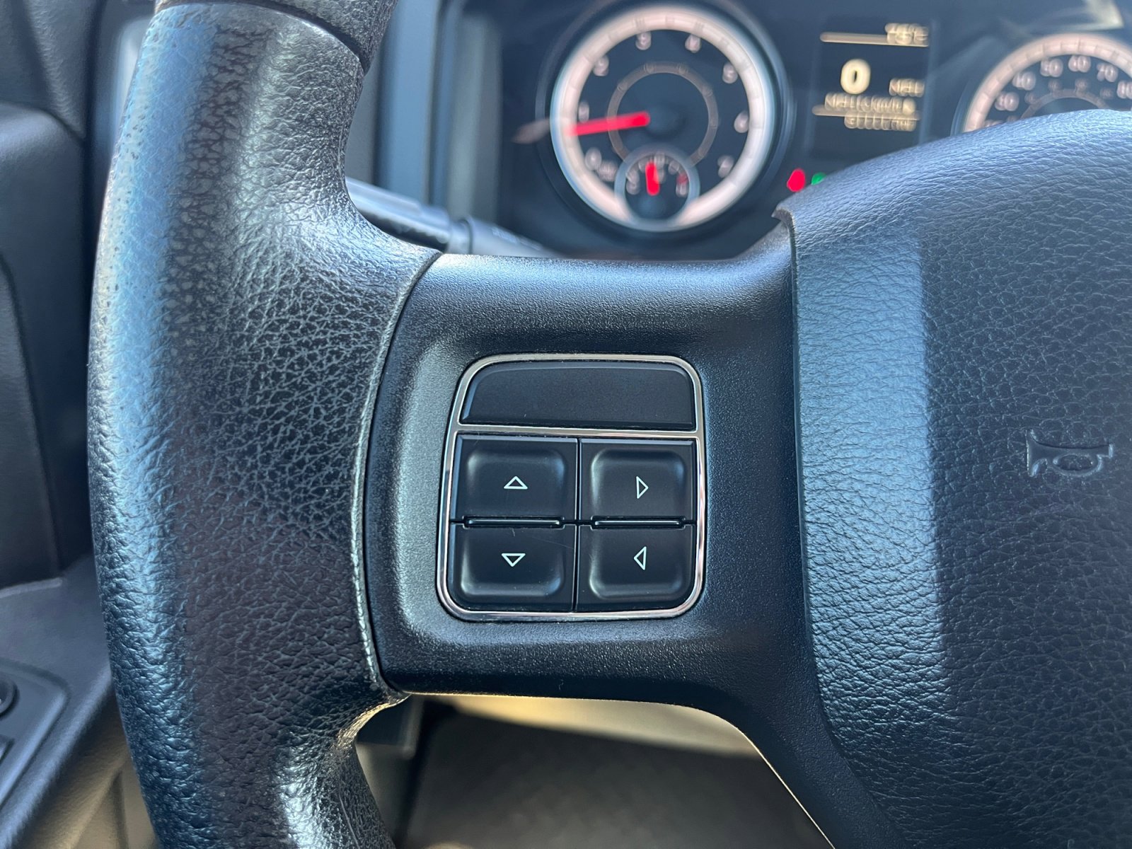 Used 2016 RAM 3500 Tradesman image 17