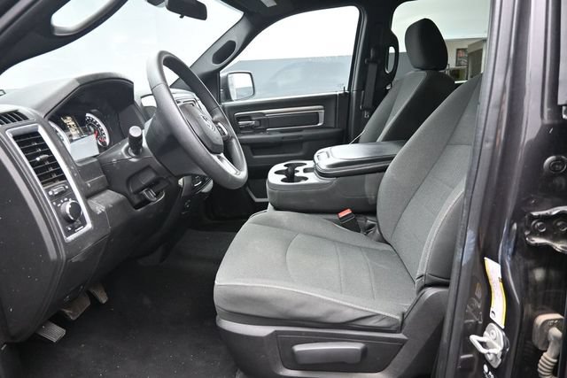 Used 2024 RAM 1500 Warlock AWD/4WD image 12