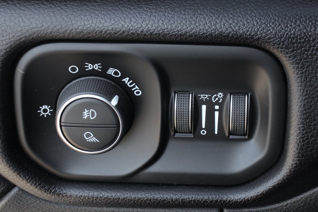 Used 2022 RAM 2500 Laramie w/ Night Edition image 19