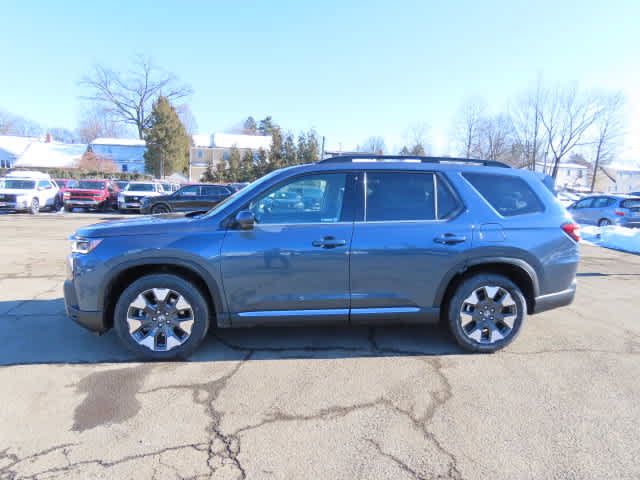 New 2026 Honda Pilot Touring image 3