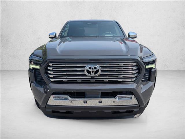 Used 2025 Toyota Tacoma Limited AWD/4WD image 2