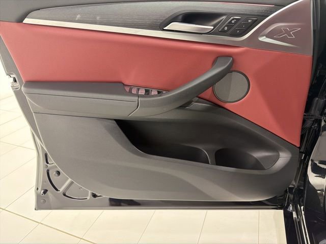 Certified 2023 BMW X4 xDrive30i w/ M Sport Package image 10