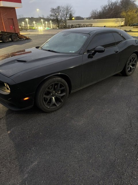 Used 2015 Dodge Challenger SXT Plus image 7