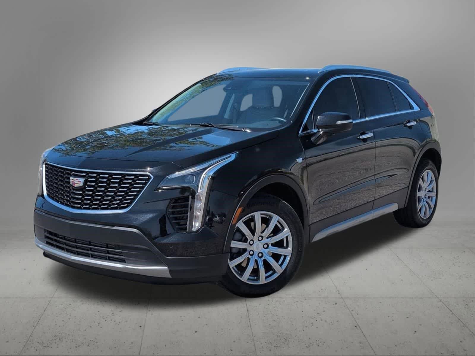 Used 2023 Cadillac XT4 Premium Luxury w/ Cold Weather Package AWD/4WD image 1