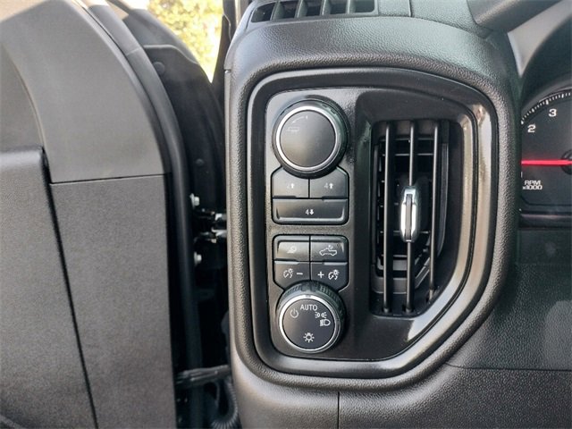 Used 2024 Chevrolet Silverado 2500 Custom w/ Custom Value Package image 29