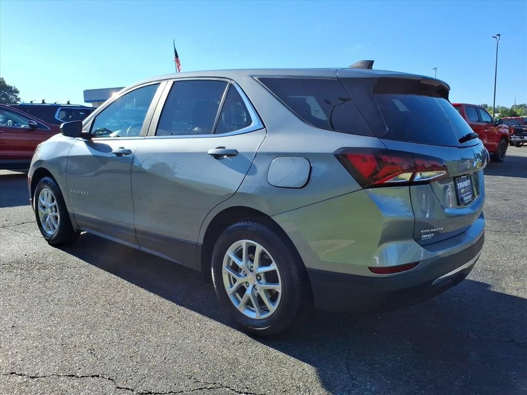 Used 2024 Chevrolet Equinox LT FWD image 5