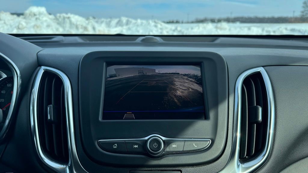 Used 2020 Chevrolet Equinox LT w/ Driver Convenience Package image 27