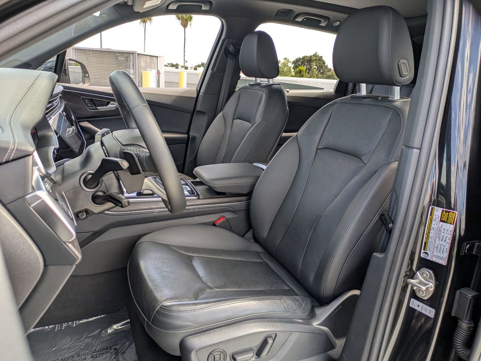 Used 2023 Audi Q7 2.0T Premium Plus w/ Premium Plus Package AWD/4WD image 30