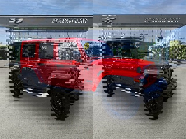 Used 2021 Jeep Wrangler Unlimited Sahara image 1