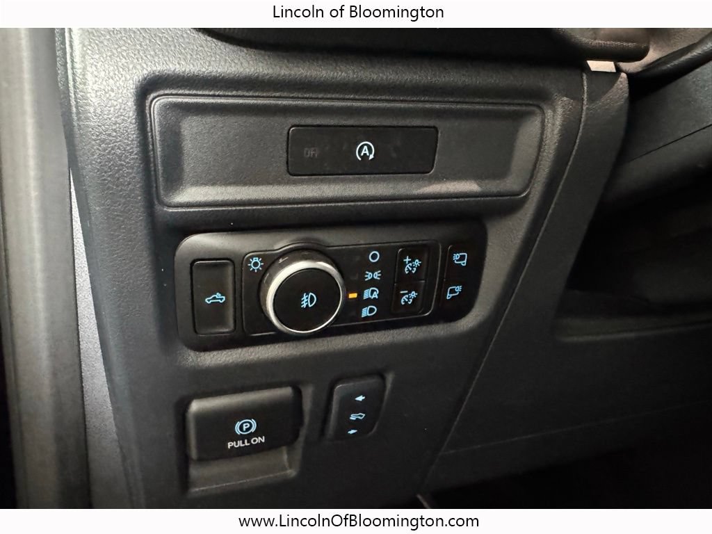 Used 2025 Ford F150 Lariat AWD/4WD image 35