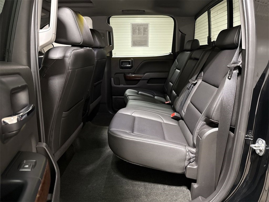 Used 2018 GMC Sierra 1500 SLT image 24