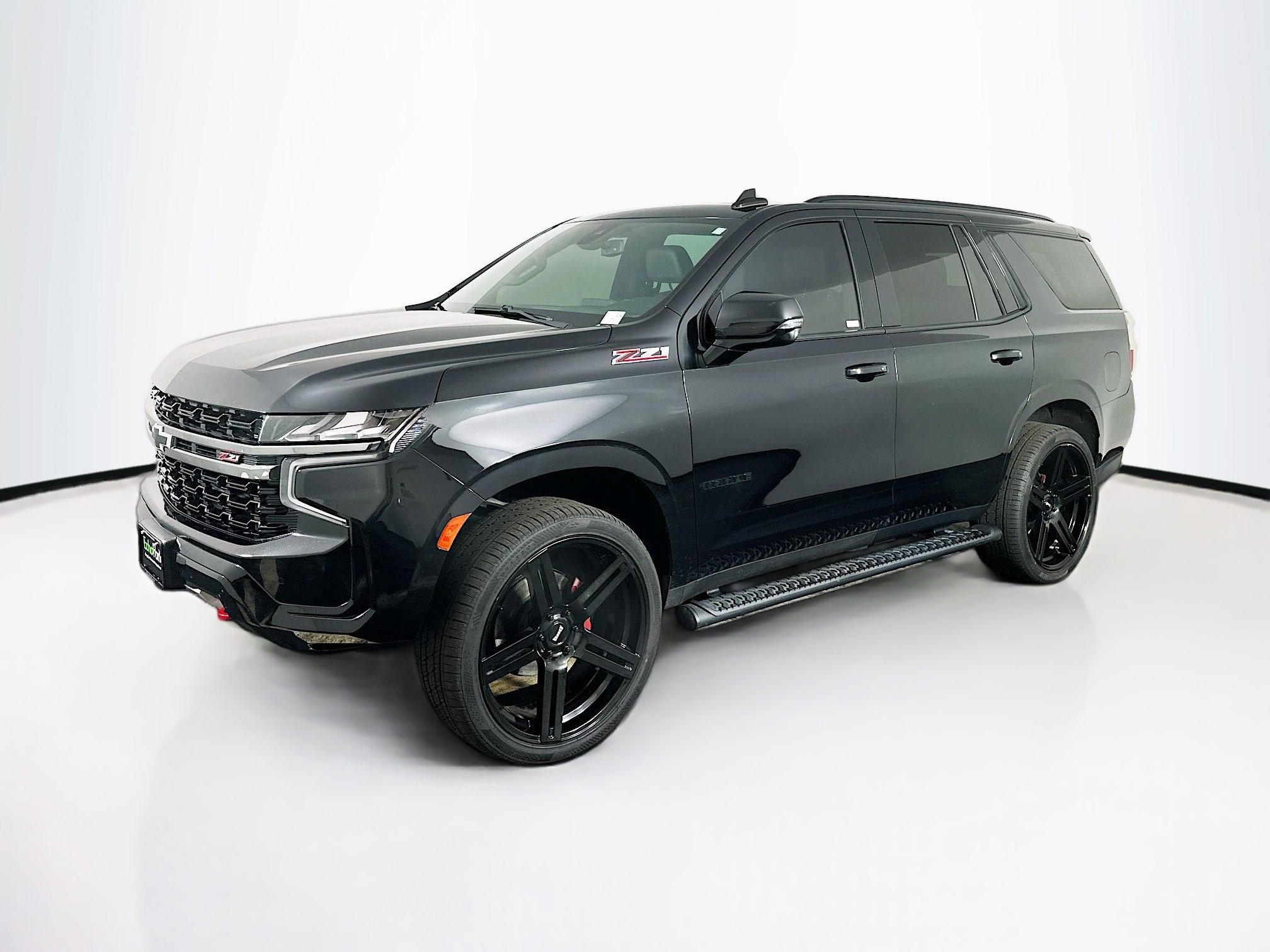 Used 2021 Chevrolet Tahoe Z71 w/ Z71 Signature Package image 3