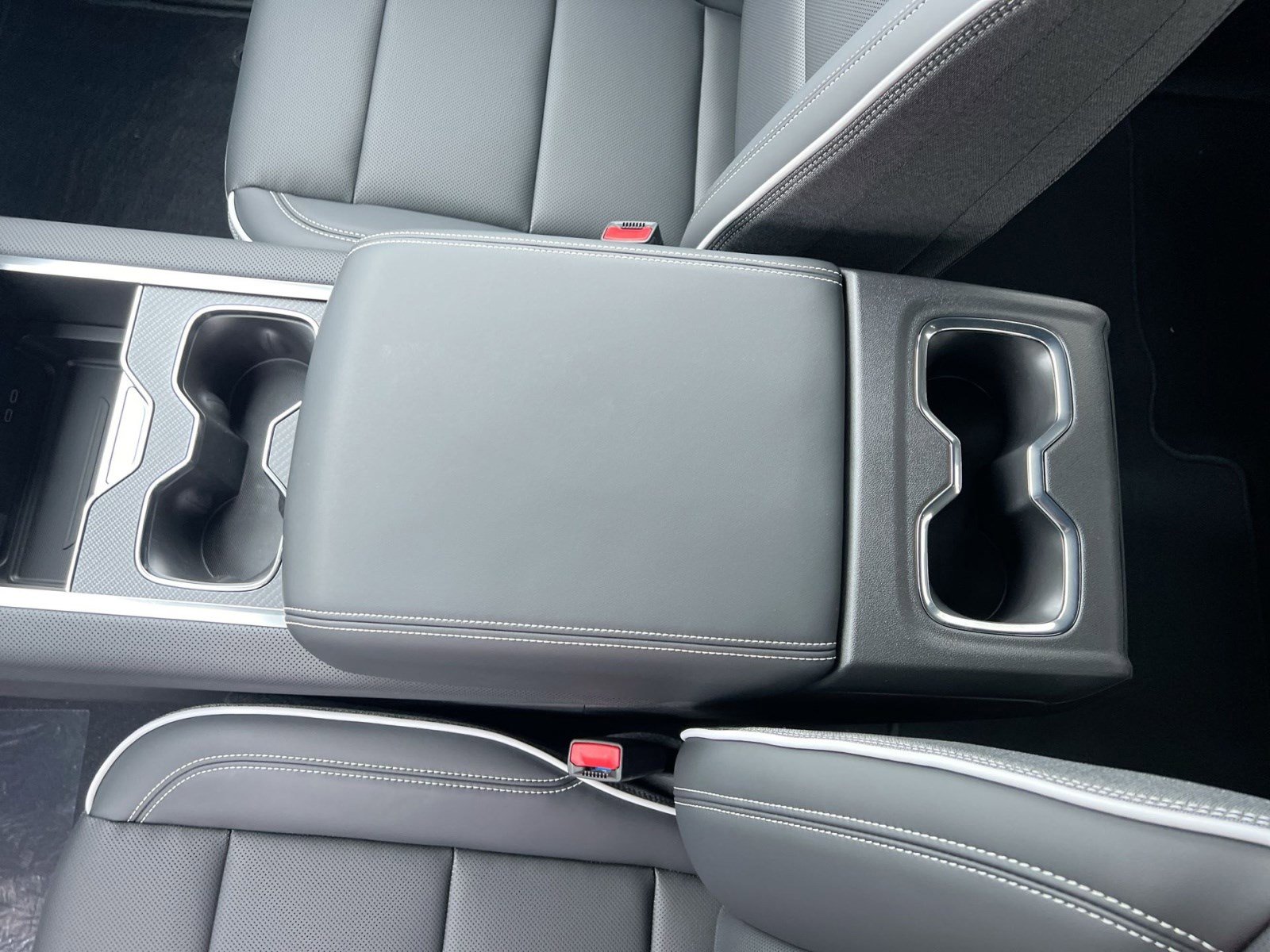 New 2026 GMC Sierra EV Elevation image 19