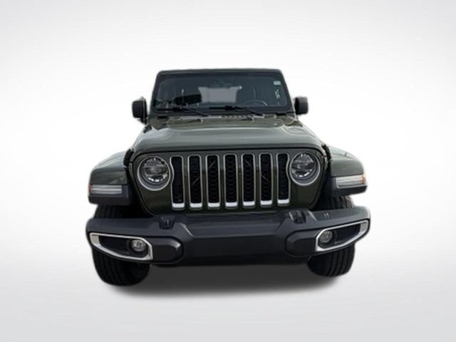 Used 2021 Jeep Gladiator Overland w/ Dual Top Group AWD/4WD image 2