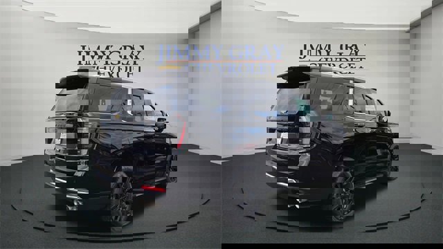 New 2026 Chevrolet Tahoe Premier image 3