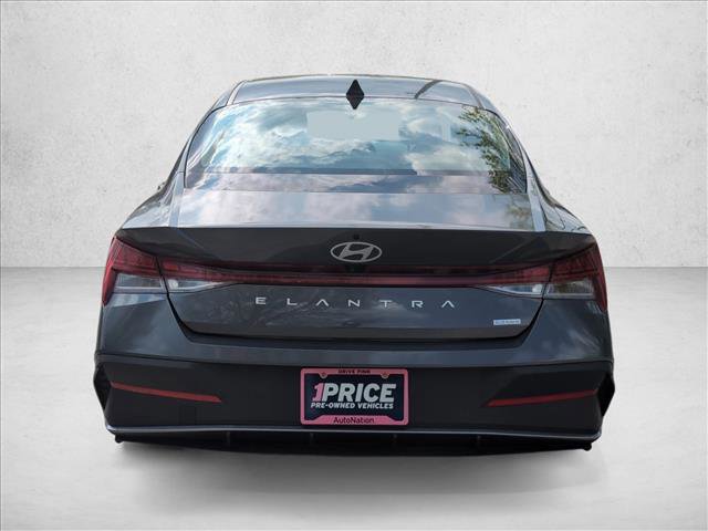 Certified 2024 Hyundai Elantra Blue image 6