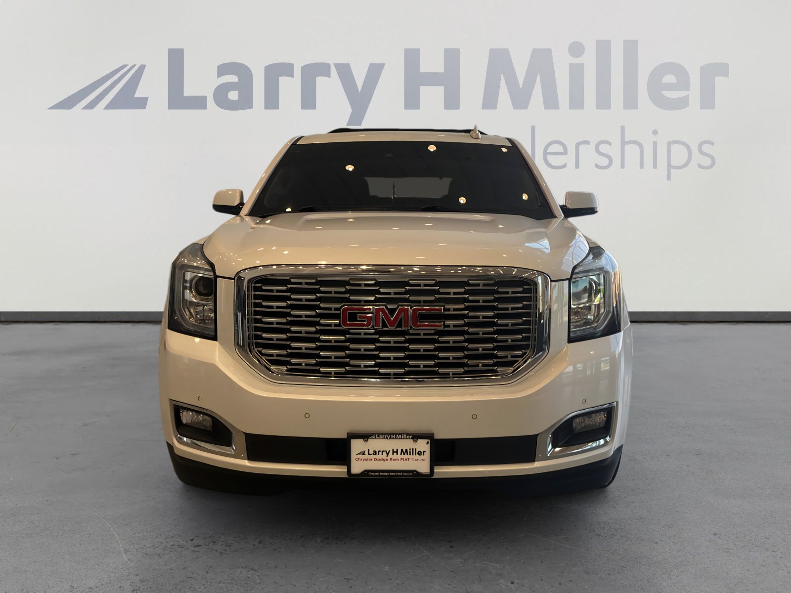 Used 2018 GMC Yukon Denali w/ Denali Ultimate Package image 8