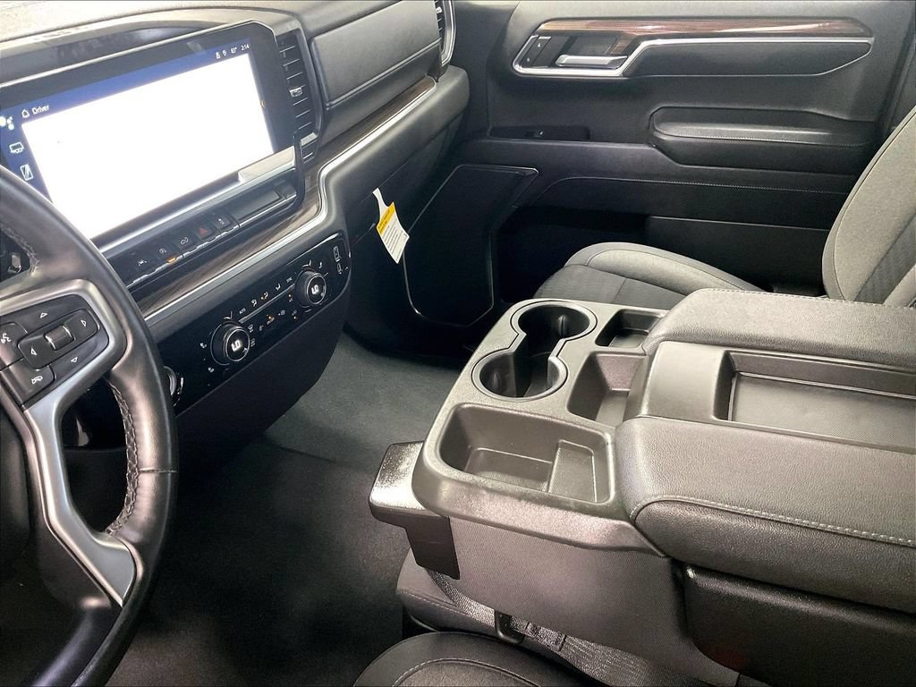 Used 2023 Chevrolet Silverado 1500 LT AWD/4WD image 20