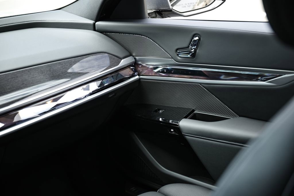 New 2026 BMW i7 eDrive50 w/ M Sport Package image 32
