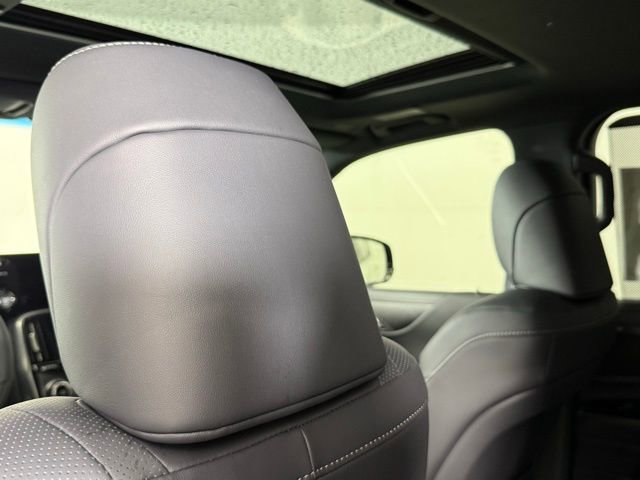 New 2025 Lexus LX 600 4WD w/ Luxury Package image 23