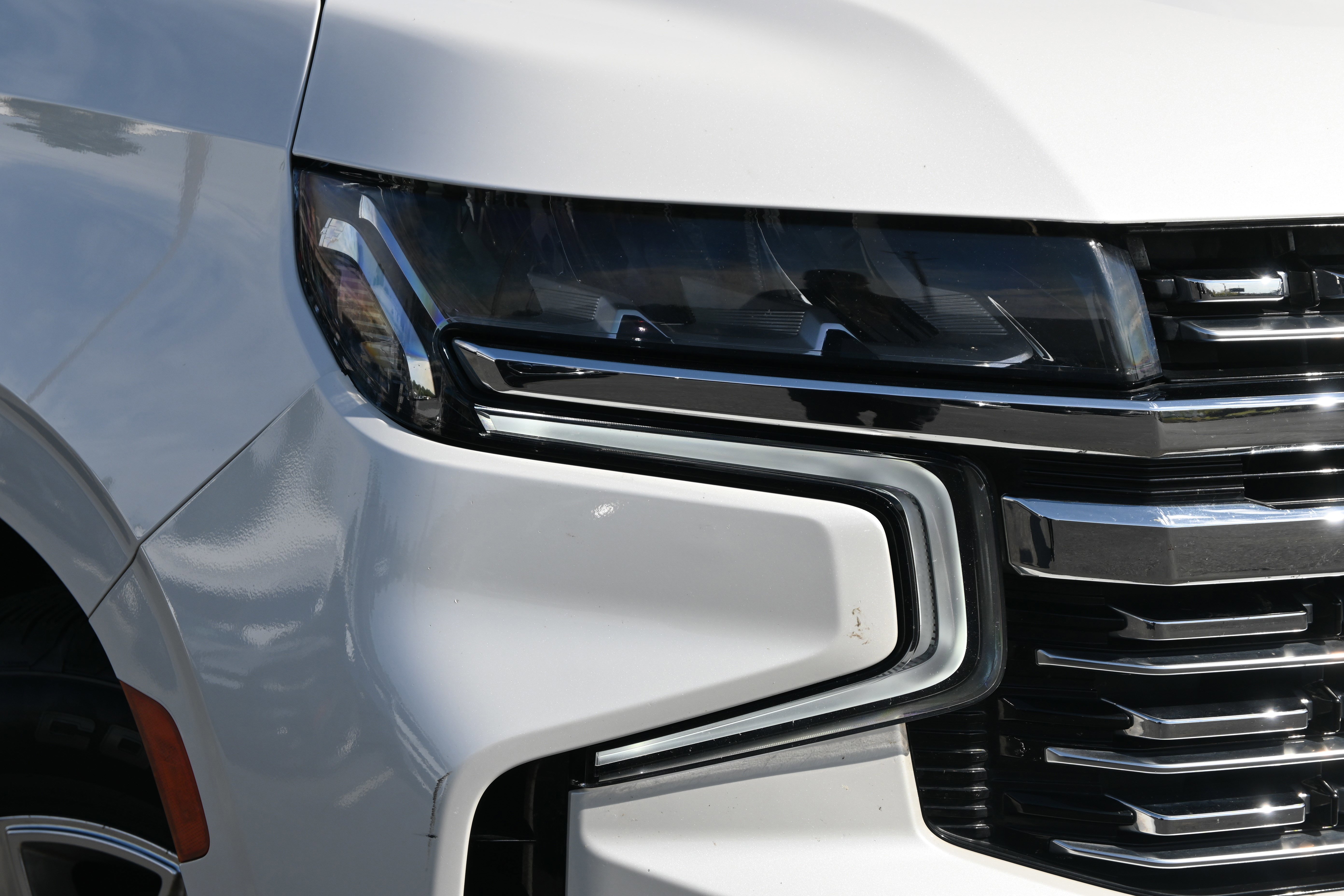 Used 2021 Chevrolet Tahoe Premier w/ Premium Package image 13