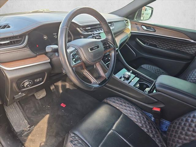 Used 2021 Jeep Grand Cherokee L Summit w/ Luxury Tech Group V AWD/4WD image 15