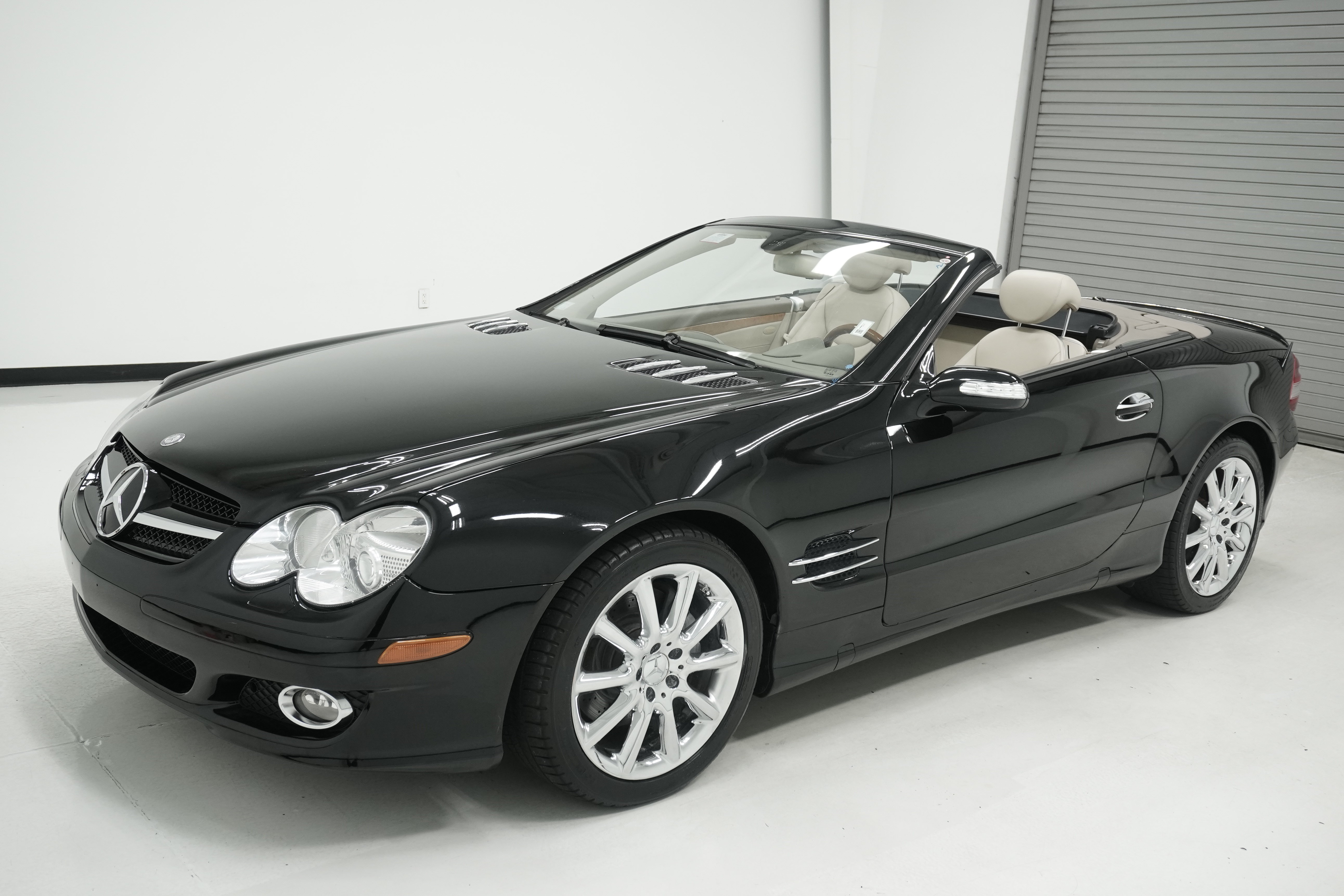 Used 2007 Mercedes-Benz SL 550 image 8