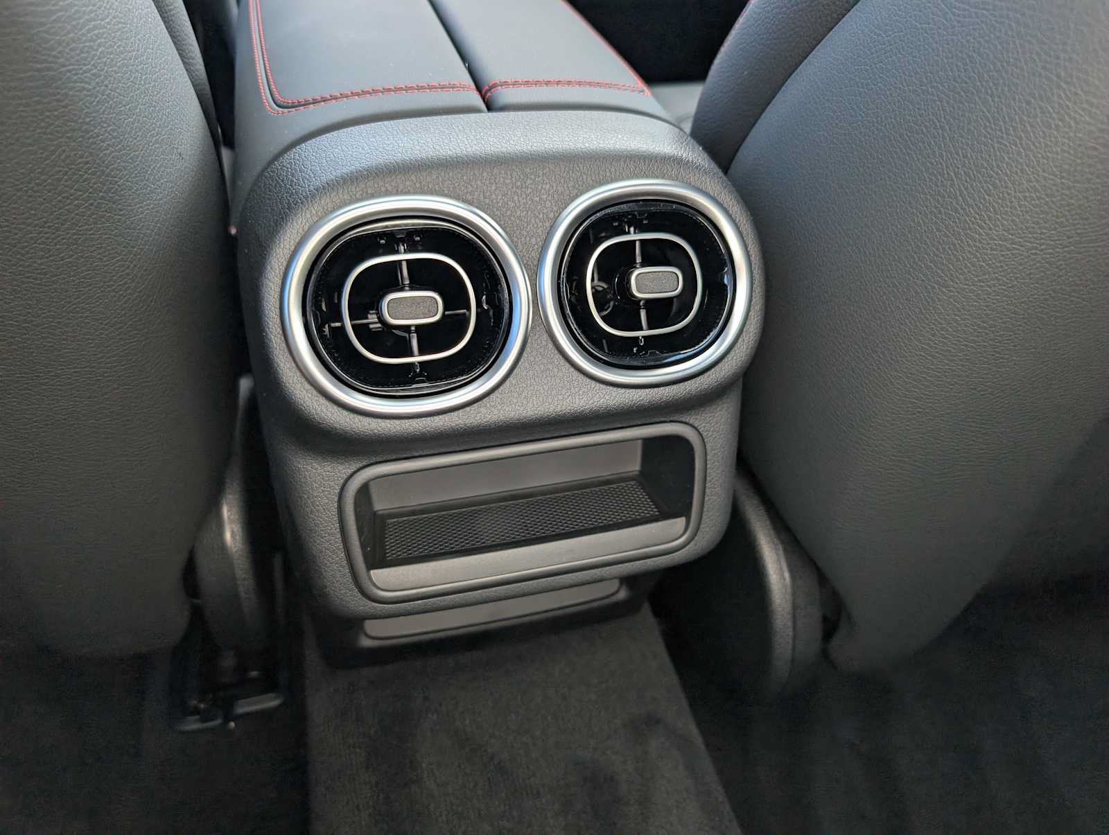 New 2027 Mercedes-Benz GLC 53 AMG 4MATIC image 17