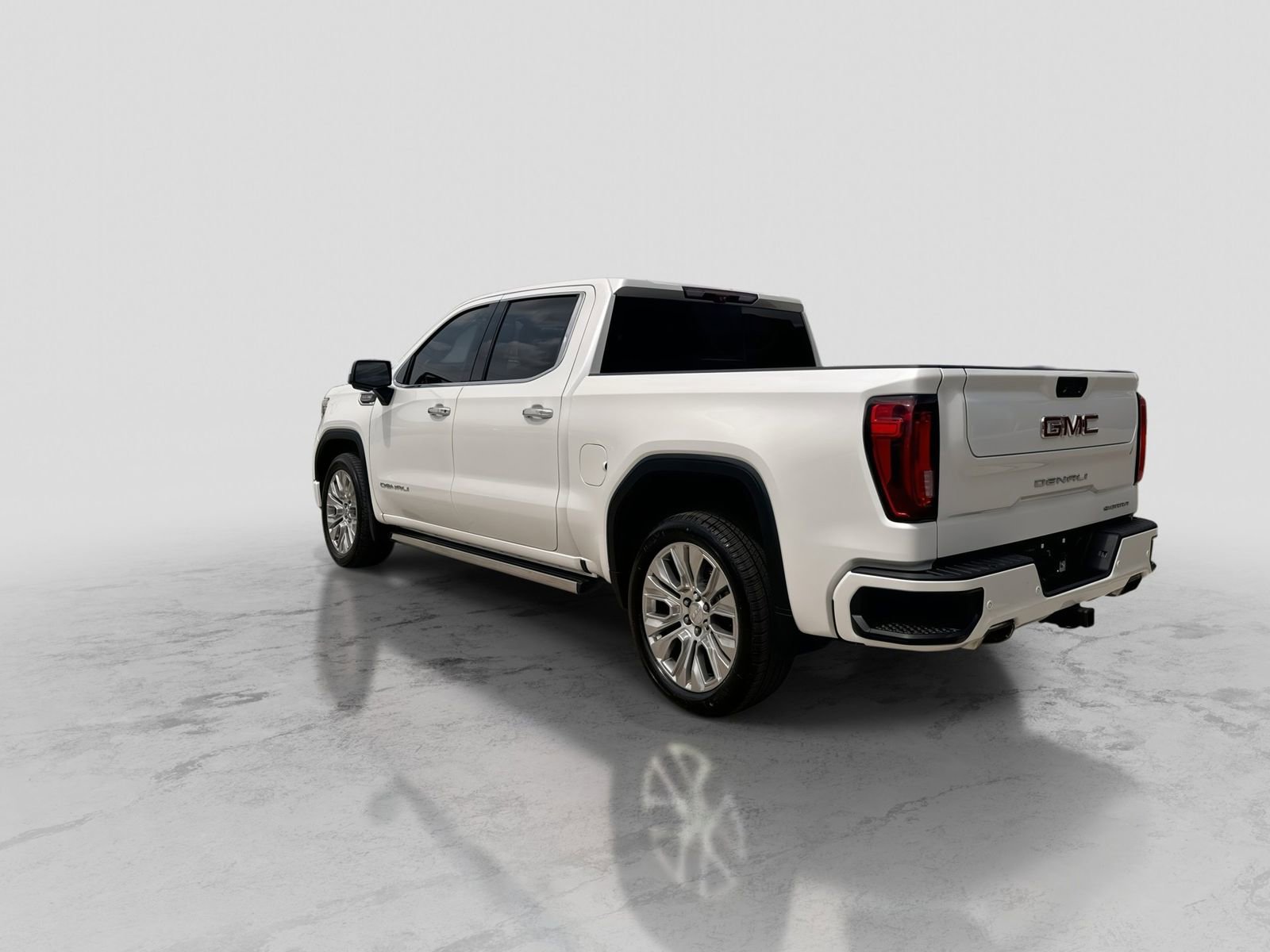 Used 2021 GMC Sierra 1500 Denali w/ Denali Ultimate Package AWD/4WD image 5