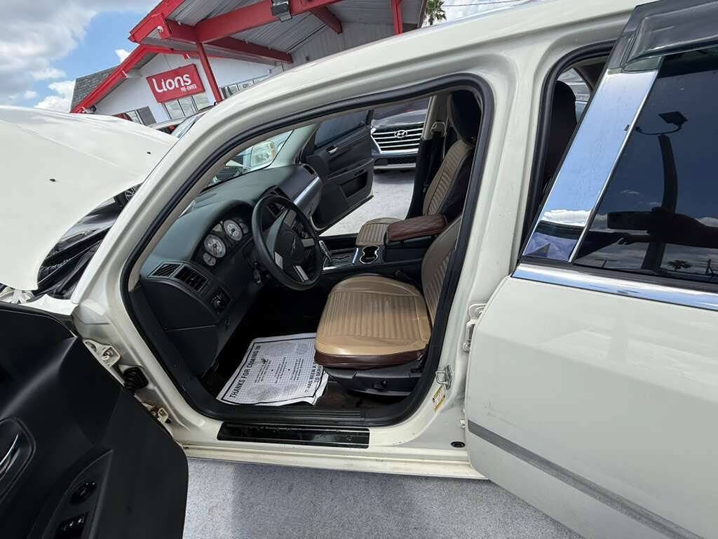 Used 2008 Chrysler 300 LX RWD image 18