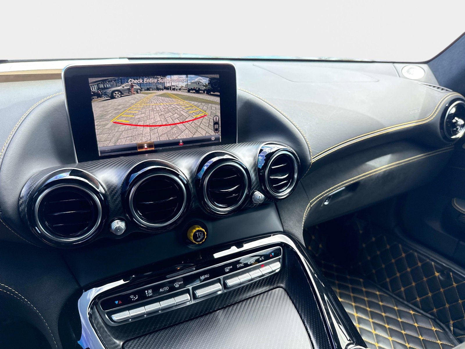 Used 2018 Mercedes-Benz AMG GT R image 24